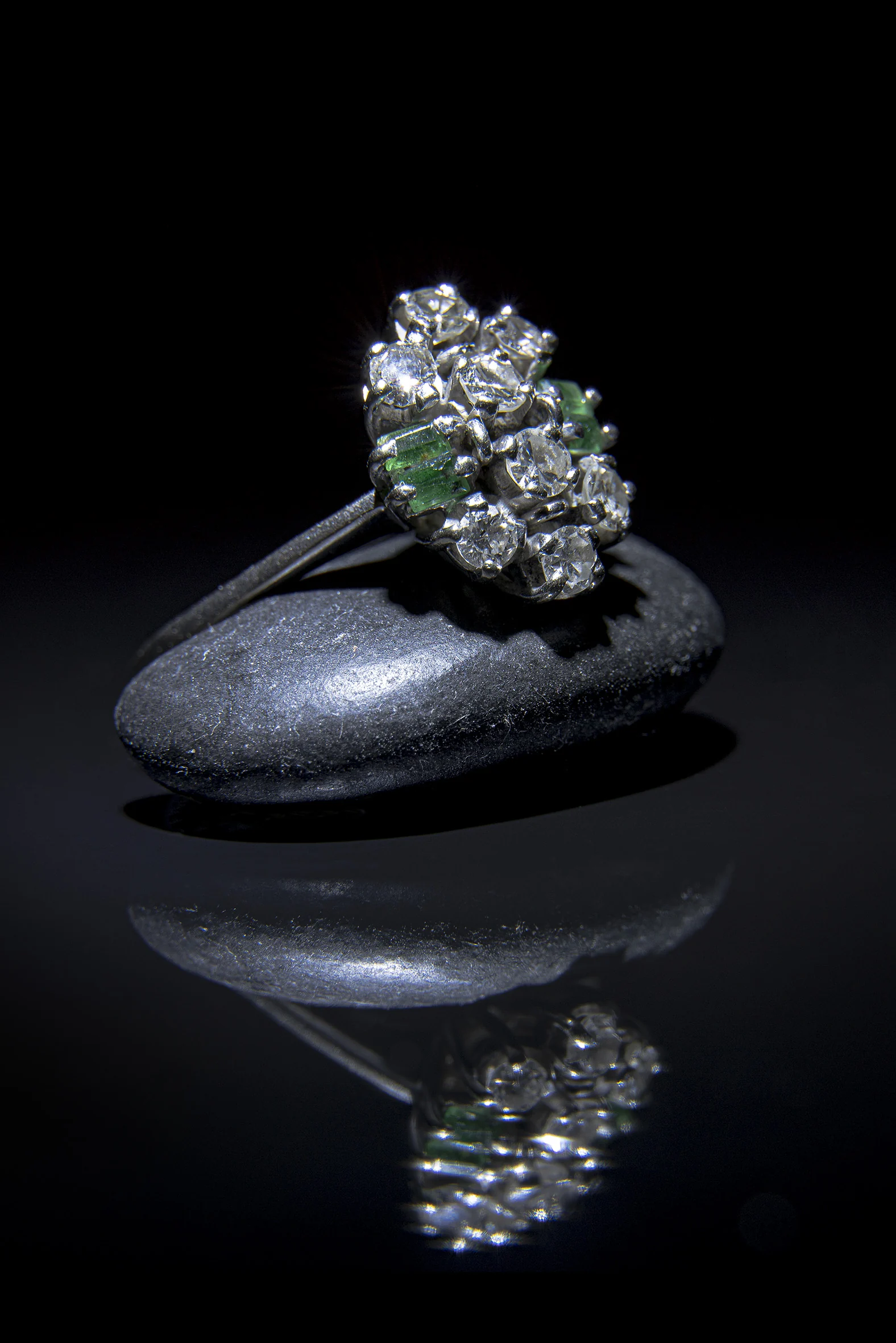 Fine Jewellery — commercial photography by Tony Greeg