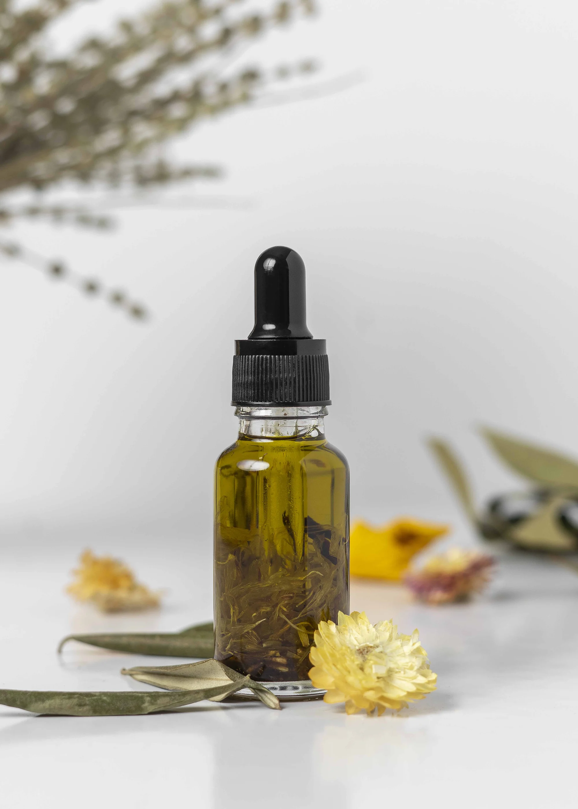 Botanical Serum I — commercial photography by Tony Greeg